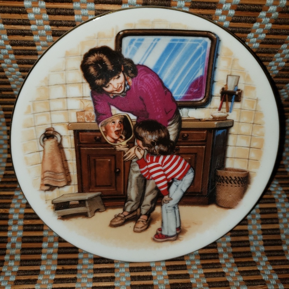 Avon Collector Plate Mother's Day 1986